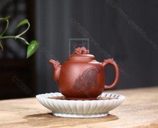 《靈龍納?！? title=